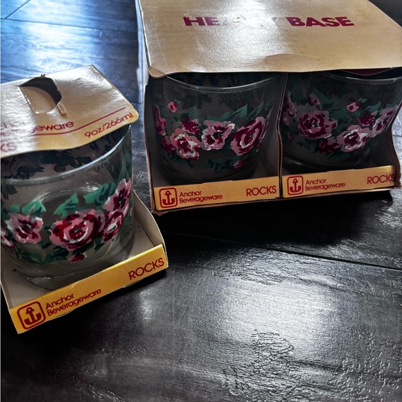 Vintage 1980's Anchor Hocking Rose Peony Floral 9 oz Rocks Glasses Set of 4  NWT - Picture 2 of 3